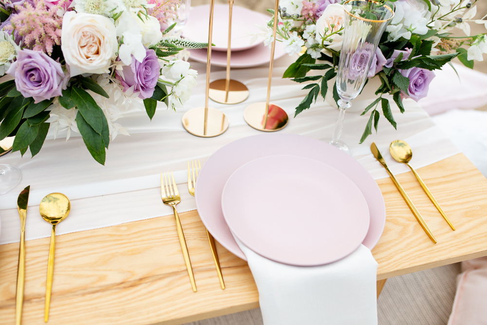 Pink Plate Place Setting Gold Cutlery Beach Picnic Wedding Ellie Lou Photography