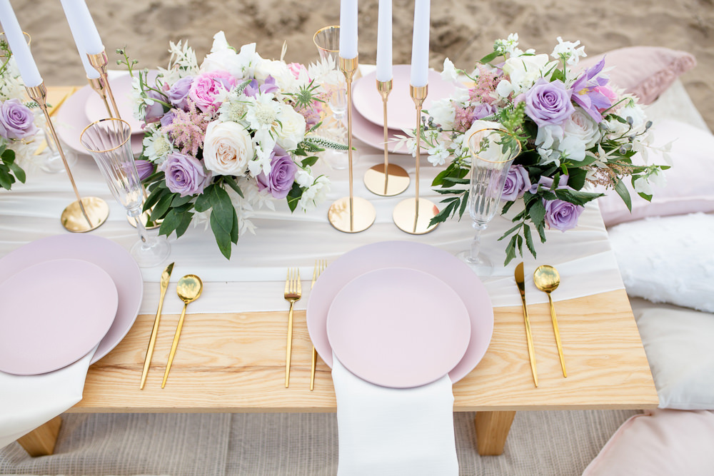 Pink Plate Place Setting Gold Cutlery Beach Picnic Wedding Ellie Lou Photography