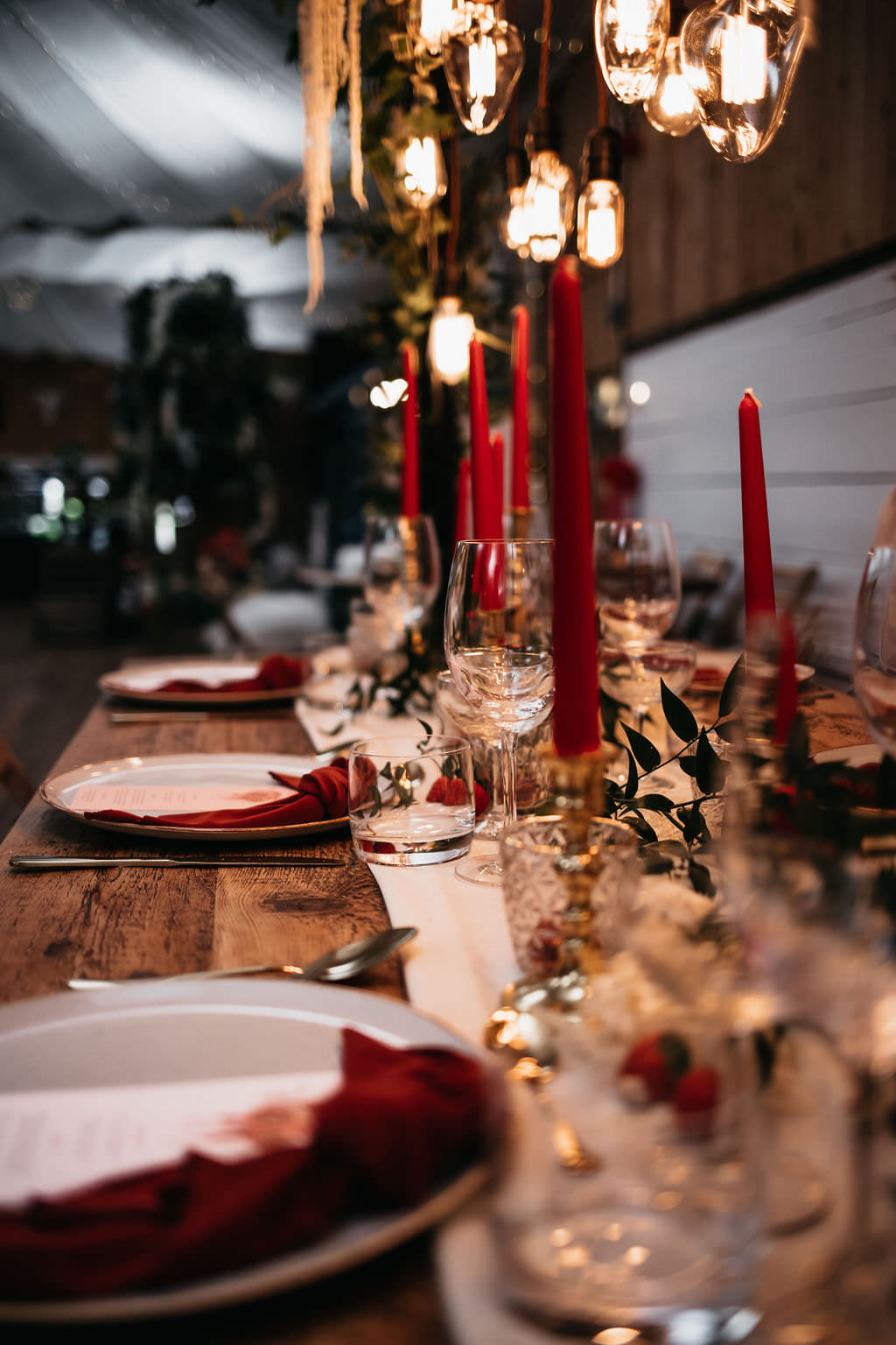 Wooden Table Red Candles Napkins Greenery Decor Bold Wedding Ideas Pasha Jansen Photography