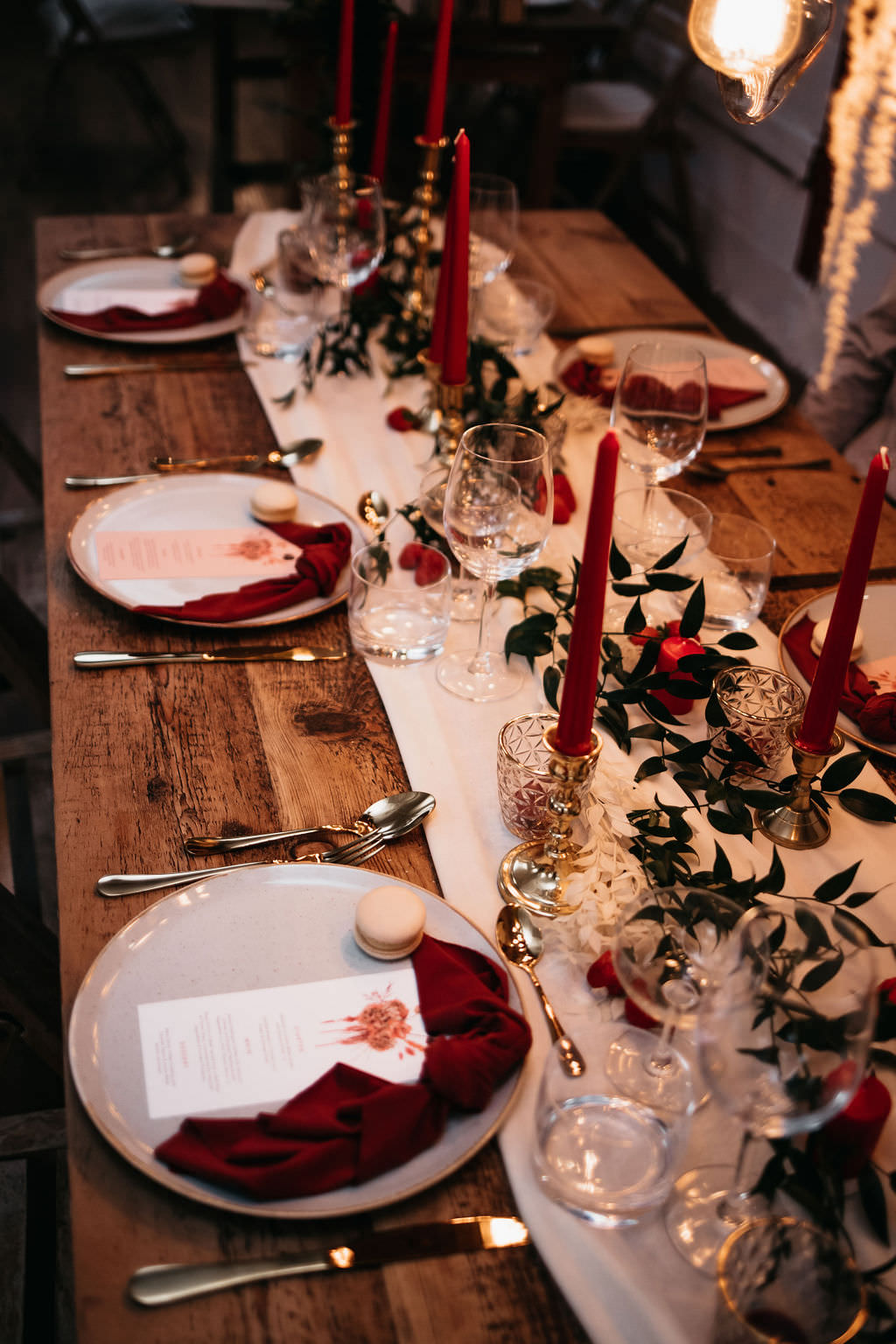 Wooden Table Red Candles Napkins Greenery Decor Bold Wedding Ideas Pasha Jansen Photography