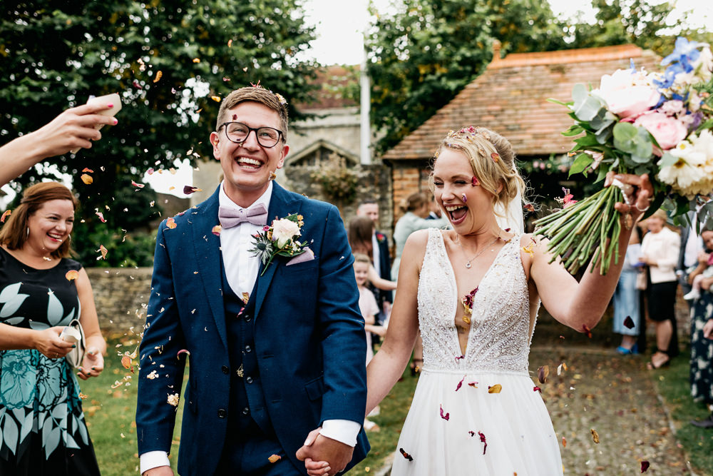 Buckinghamshire Barn Wedding Rebecca Walters Photography Confetti Throw