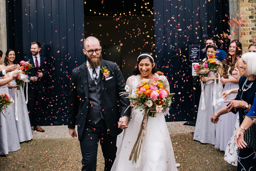 London Warehouse Wedding Kristian Leven Photography Confetti Throw