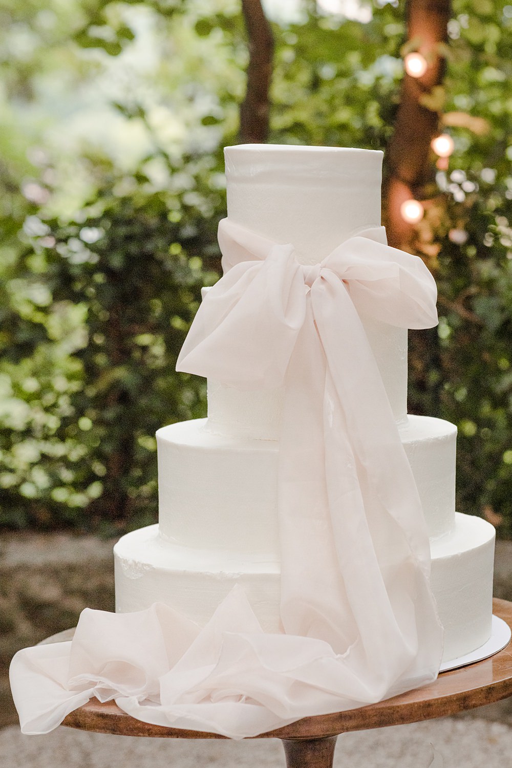 Four Tier Cake Bow Ribbon White Anthurium Wedding Flowers Francesca Francesca