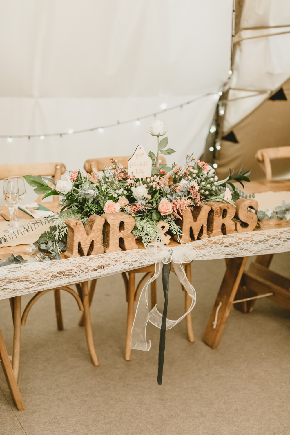 Top Table Flowers Mr Mrs Wooden Sign Castletown Woodland Weddings Wedding Amy Lou Photography