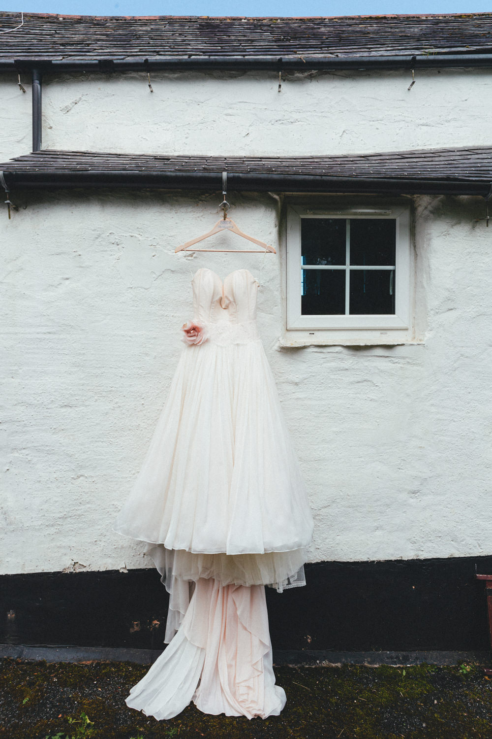 Cornish Tipi Wedding Emma Stoner Dress Gown Bride Biral Flower