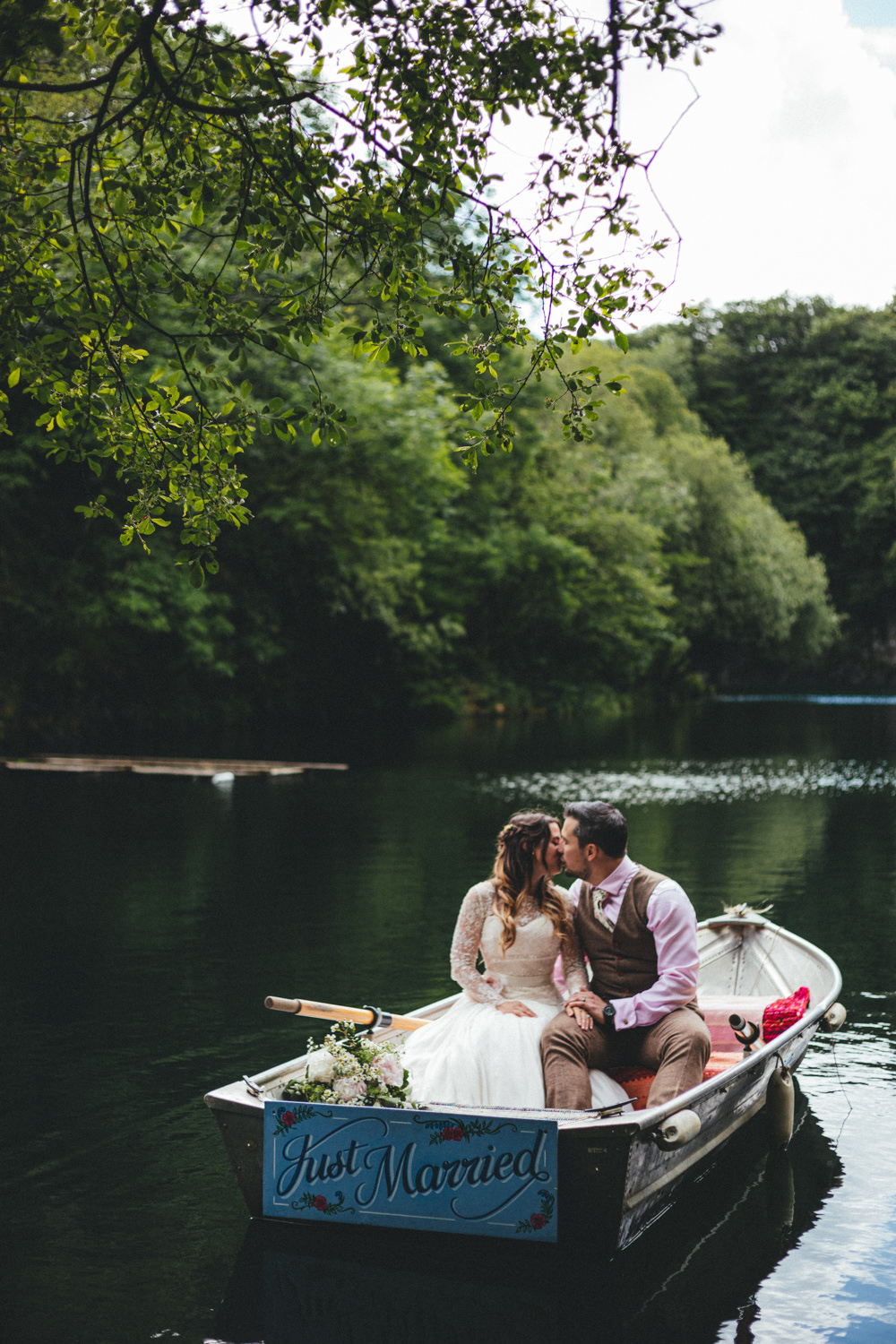 Cornish Tipi Wedding Emma Stoner Rowing Boat