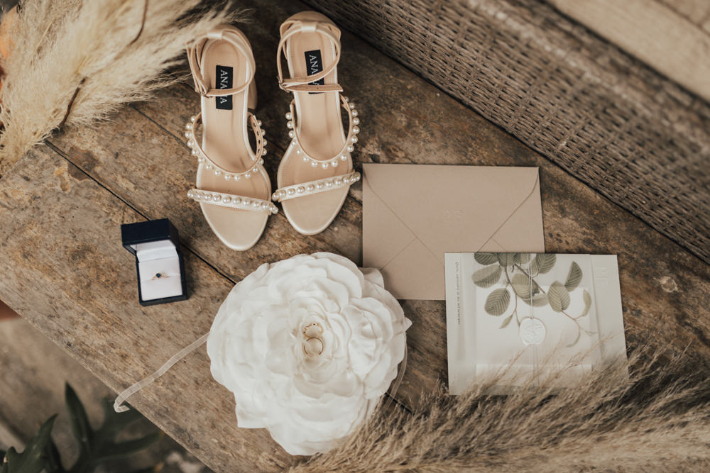 Ecuador Wedding Michelle Agurto Bridal Accessories
