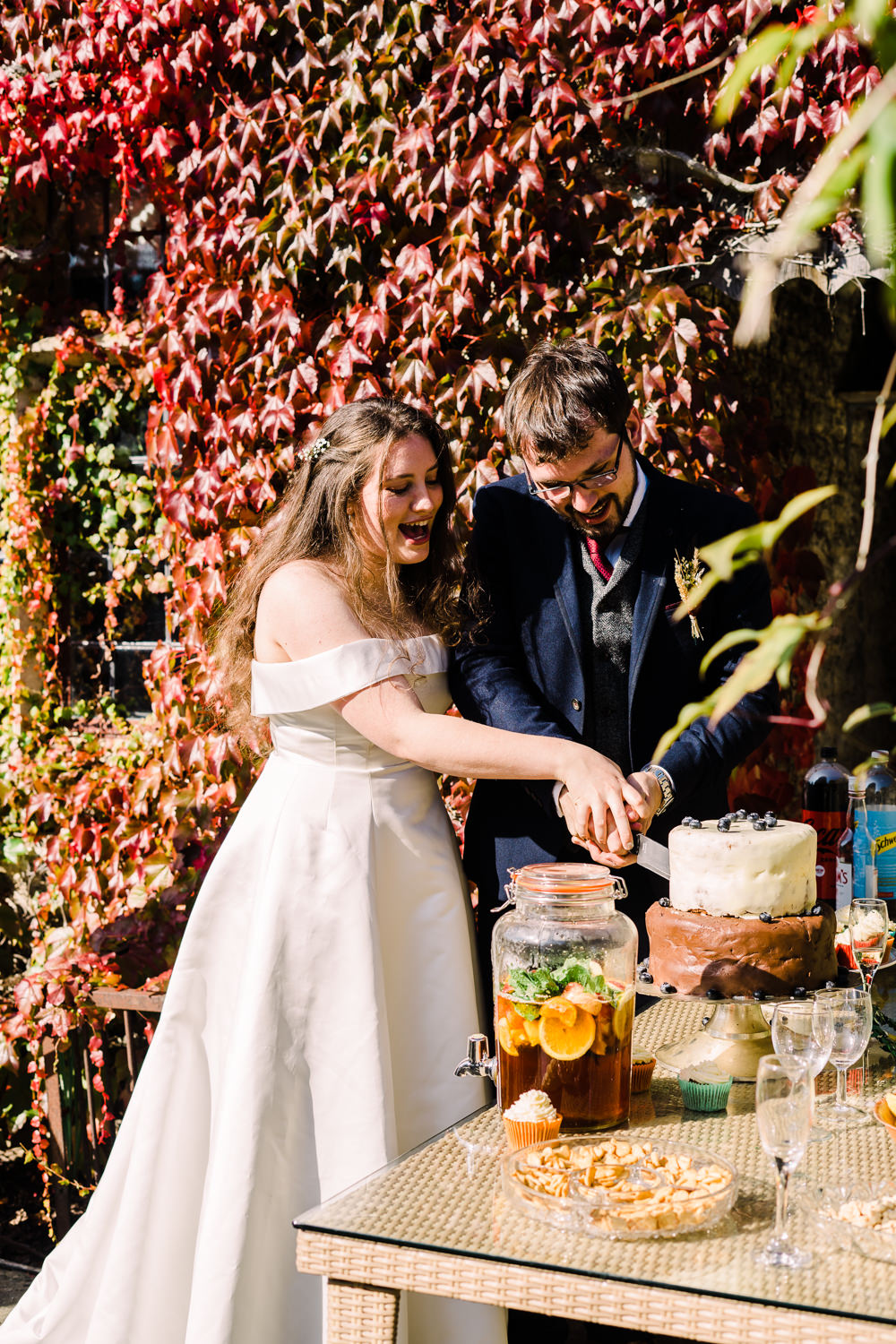 Luckley Farm Holidays Wedding Jade Touron Photography