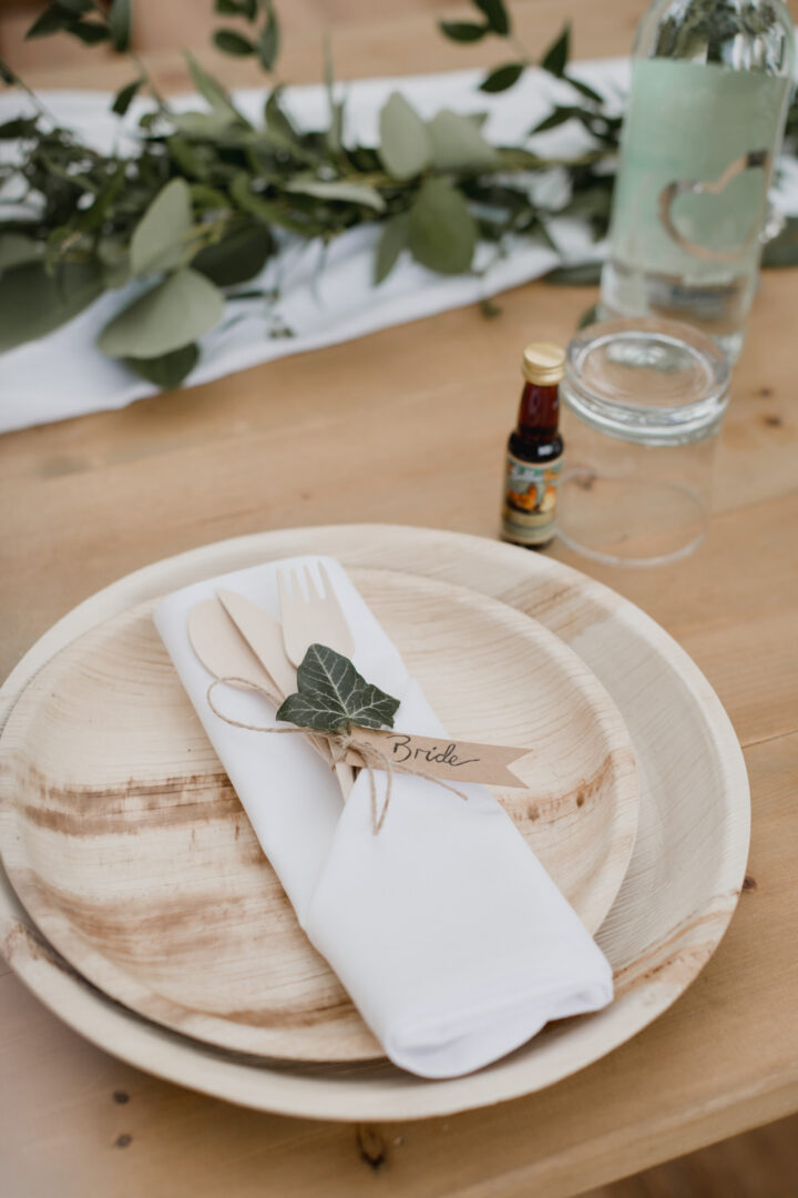 Wedding Napkin Folds LyraMoth Photography