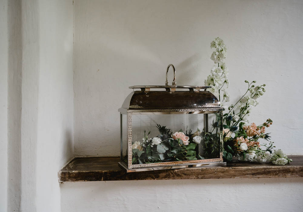 Church Flowers Wedding Luis Holden Photography