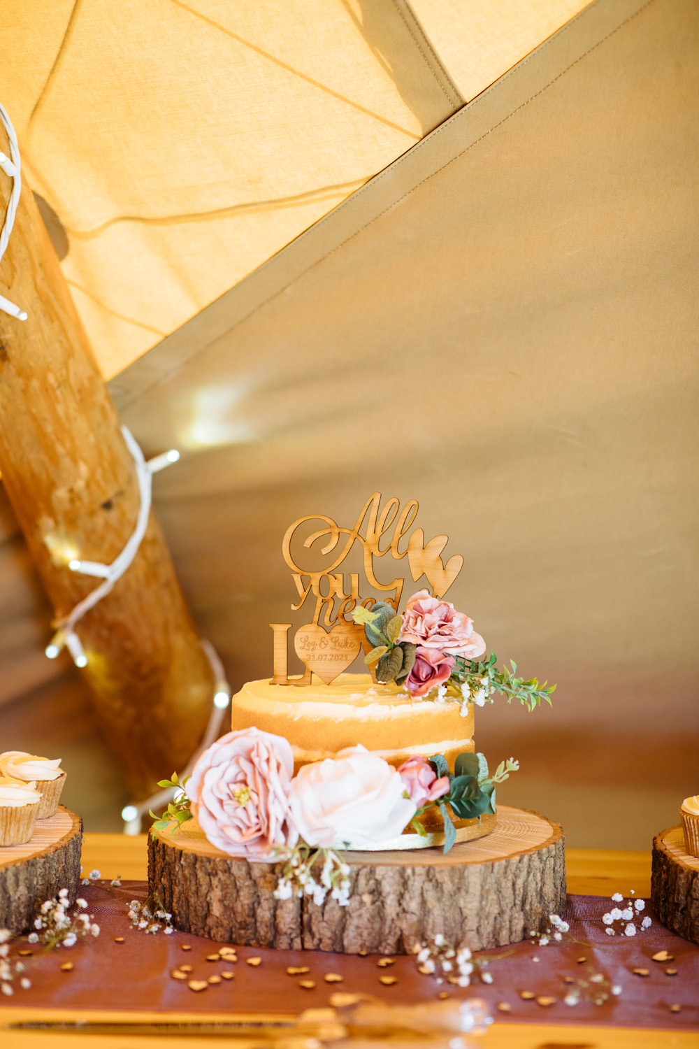Naked Cake Flowers Wooden Topper Lynsted Park Wedding Laura Debourde Photography