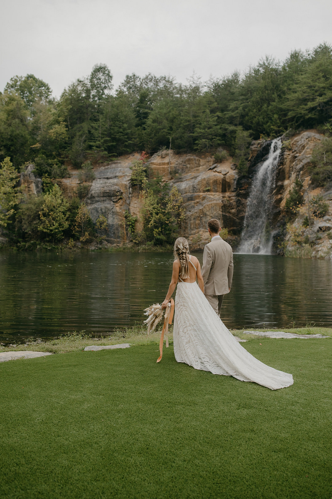 Tennessee Lake Wedding Eastlyn & Joshua
