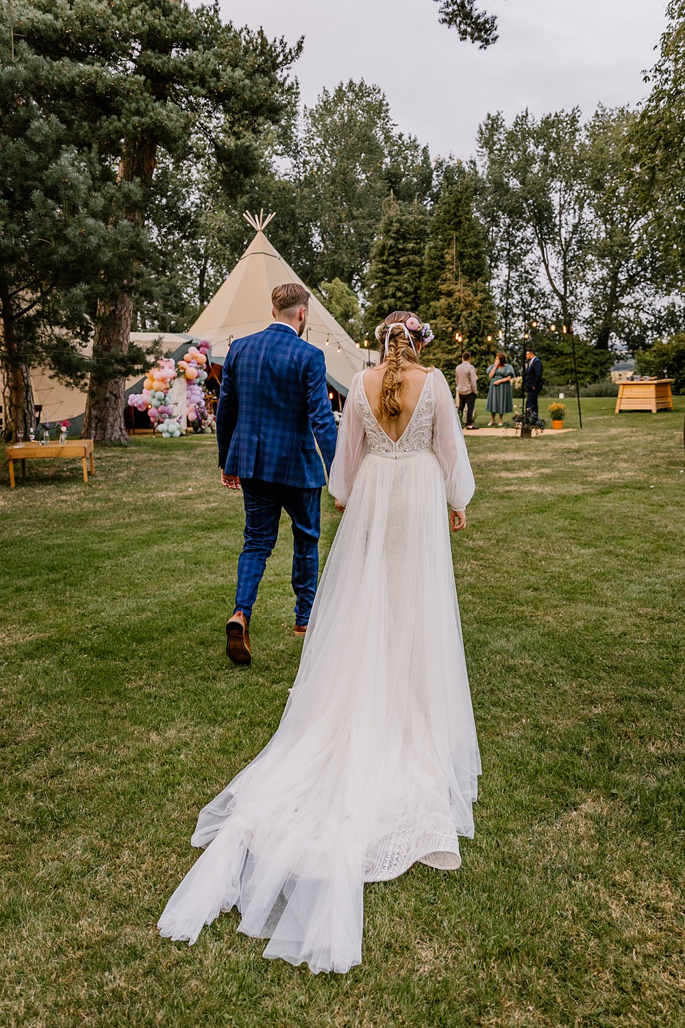 Dress Gown Bride Bridal Tulle Sleeves Wona Concept Plunge Train Barnston Lodge Wedding Katherine Ashdown Photography