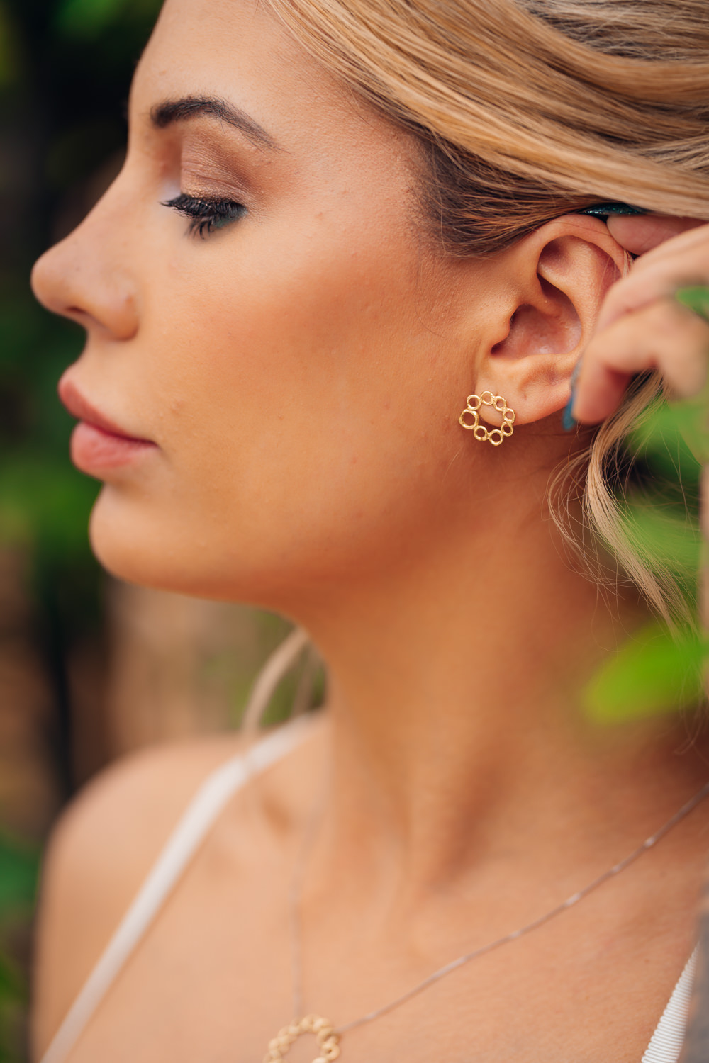 Bride Bridal Earrings Blue Yellow Wedding Ideas EmilyCollettPhotography