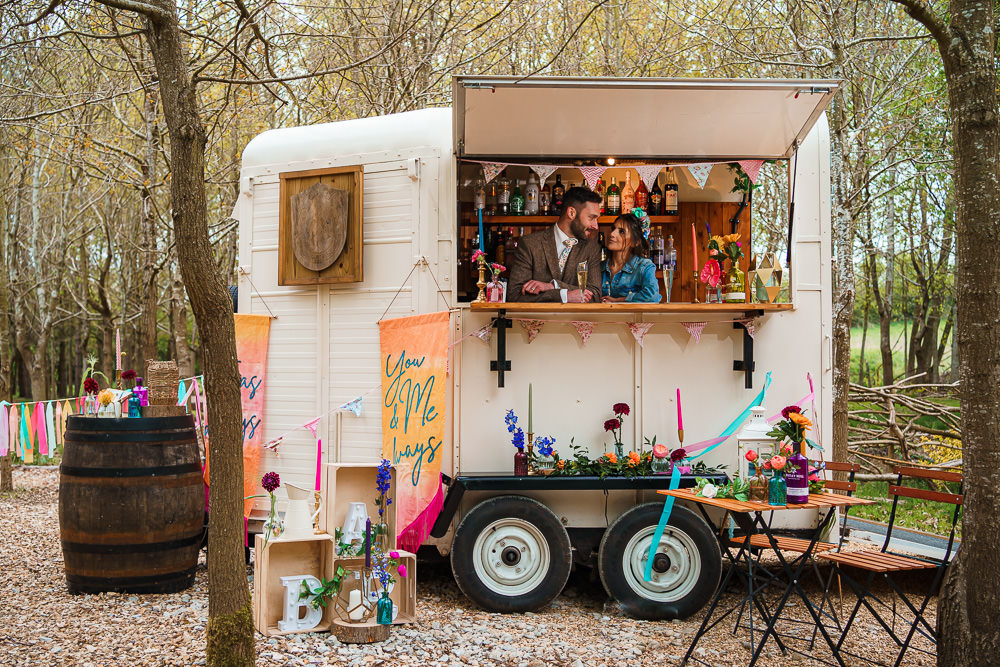 Horsebox Bar Drinks Endeavour Woodland Weddings Brad Gommon Photography