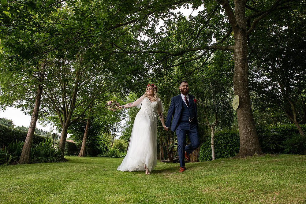 Flaxbourne Gardens Wedding Lorna Newman Weddings