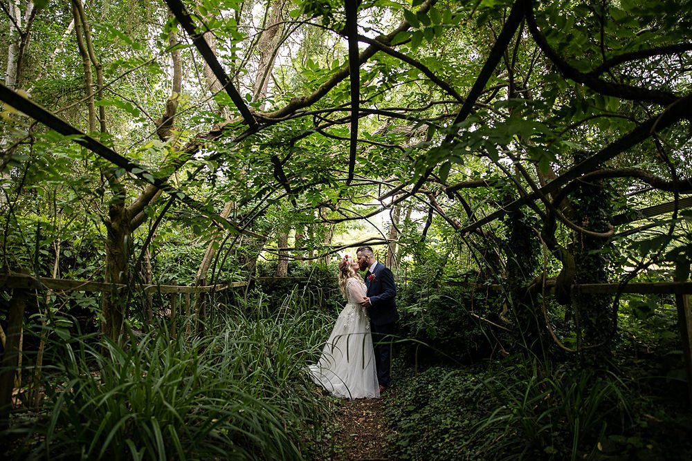 Flaxbourne Gardens Wedding Lorna Newman Weddings