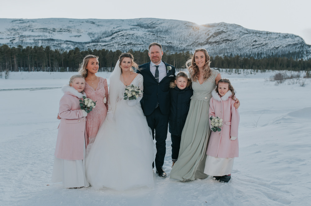 Bridesmaid Page Boy Flower Girl Coats Igloo Hotel Wedding TS Foto Design