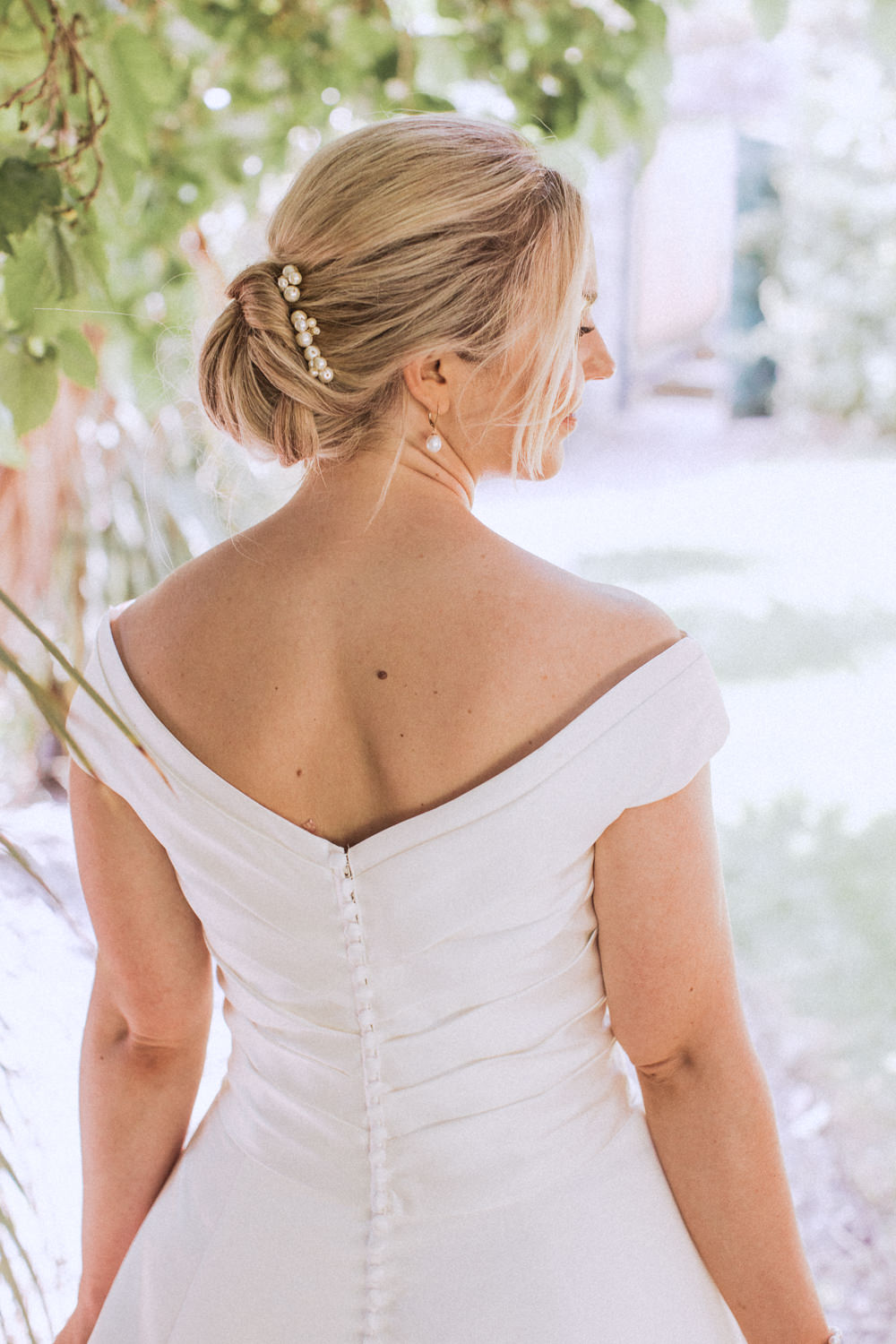 Bride Bridal Hairstyle Chignon Trevor Hall Wedding Fox&BearPhotography