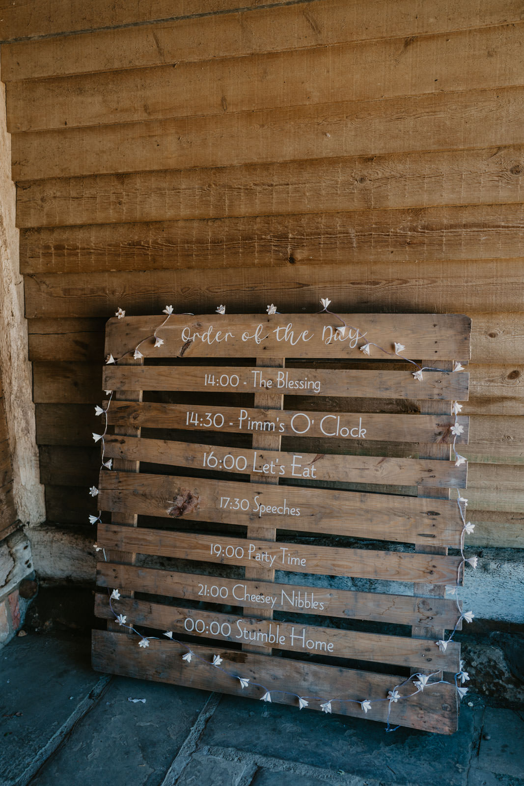 Wooden Pallet Order Sign Bright Barn Wedding Kim Williams Weddings