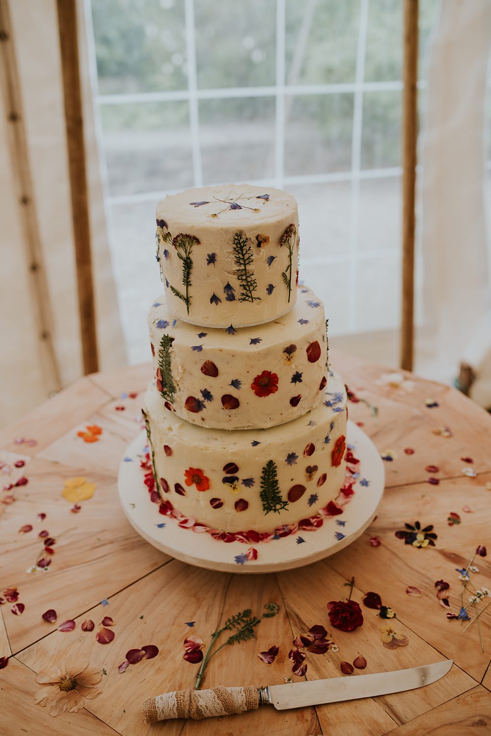 Petal Flower Cake Caerhyn Wedding Mary W Thomas Photography