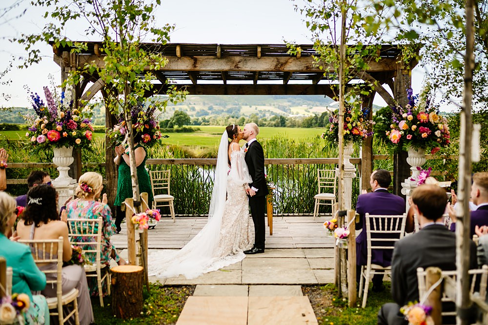 Lancashire Barn Wedding Beth Alderson Photography