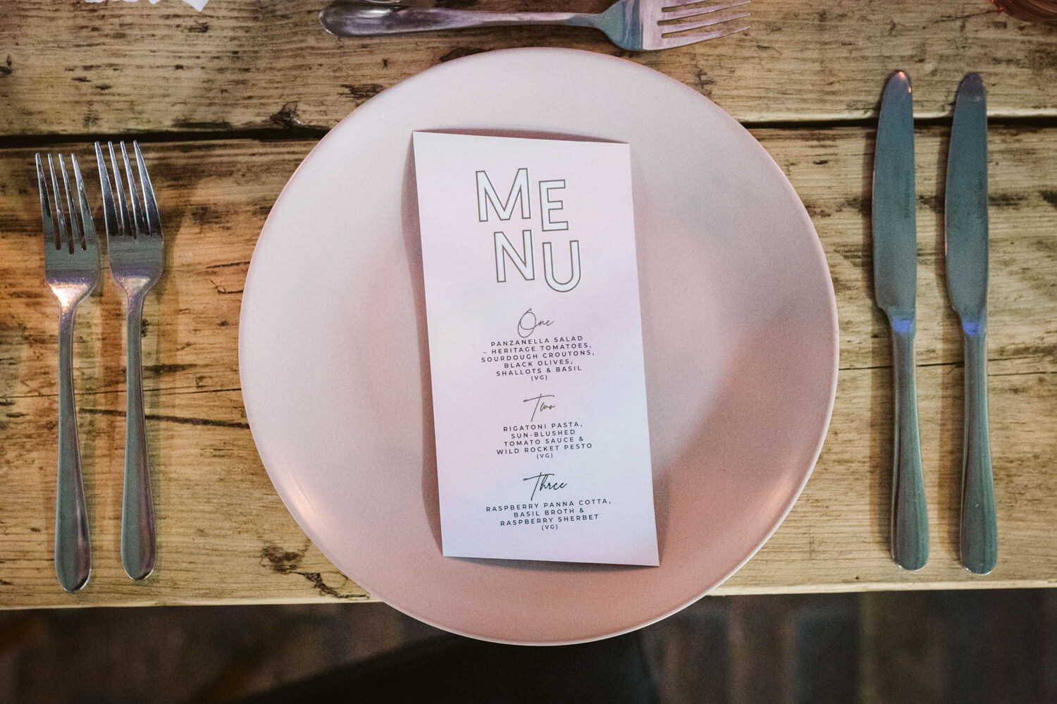 Pink Ombre Stationer Menu 90s Wedding Ideas Hannah Brooke Photography
