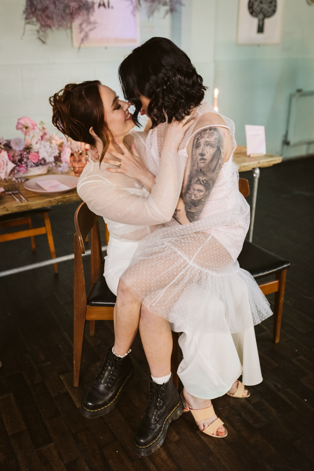 90s Wedding Ideas Hannah Brooke Photography