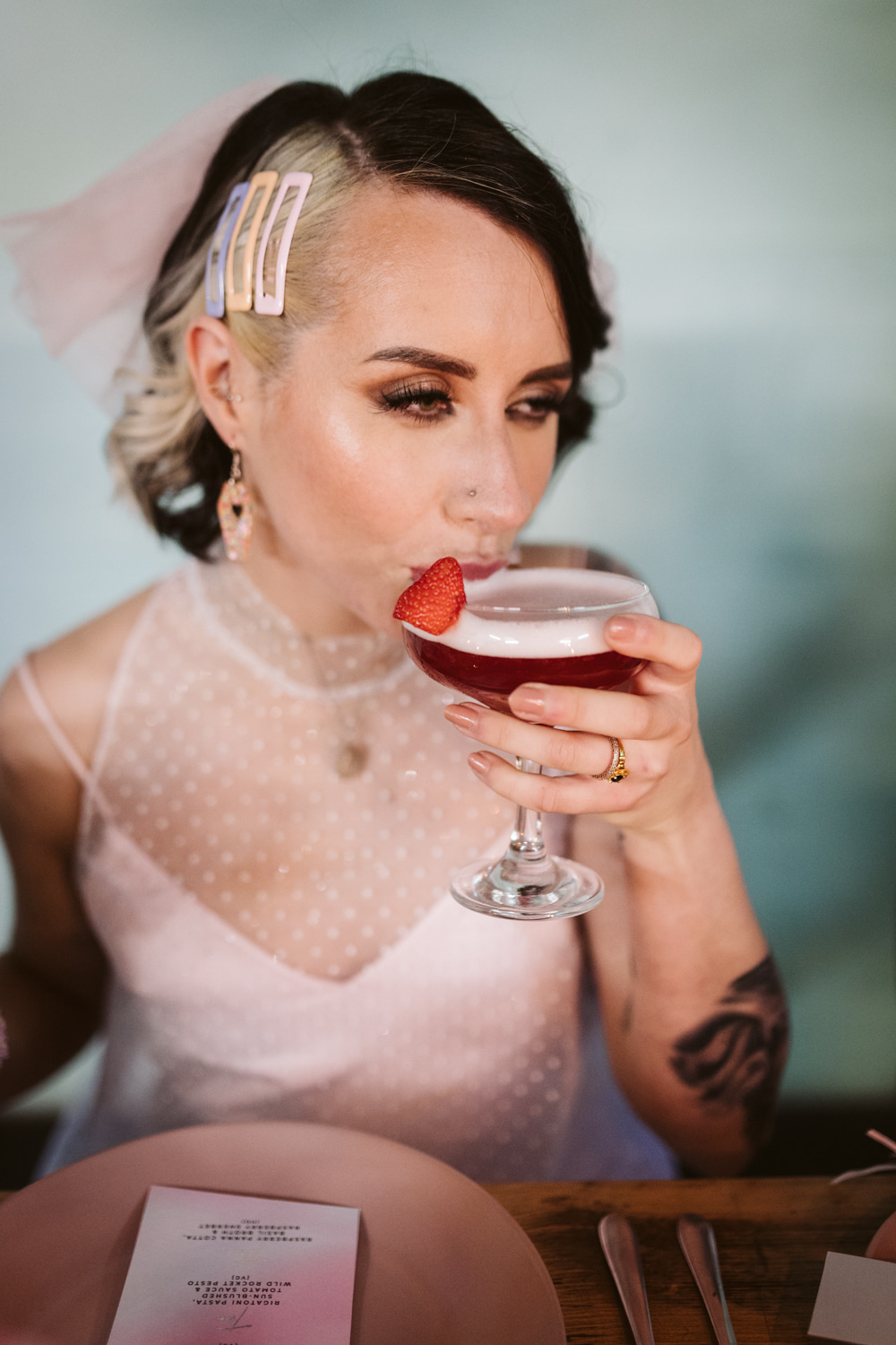 Cocktail Drink 90s Wedding Ideas Hannah Brooke Photography