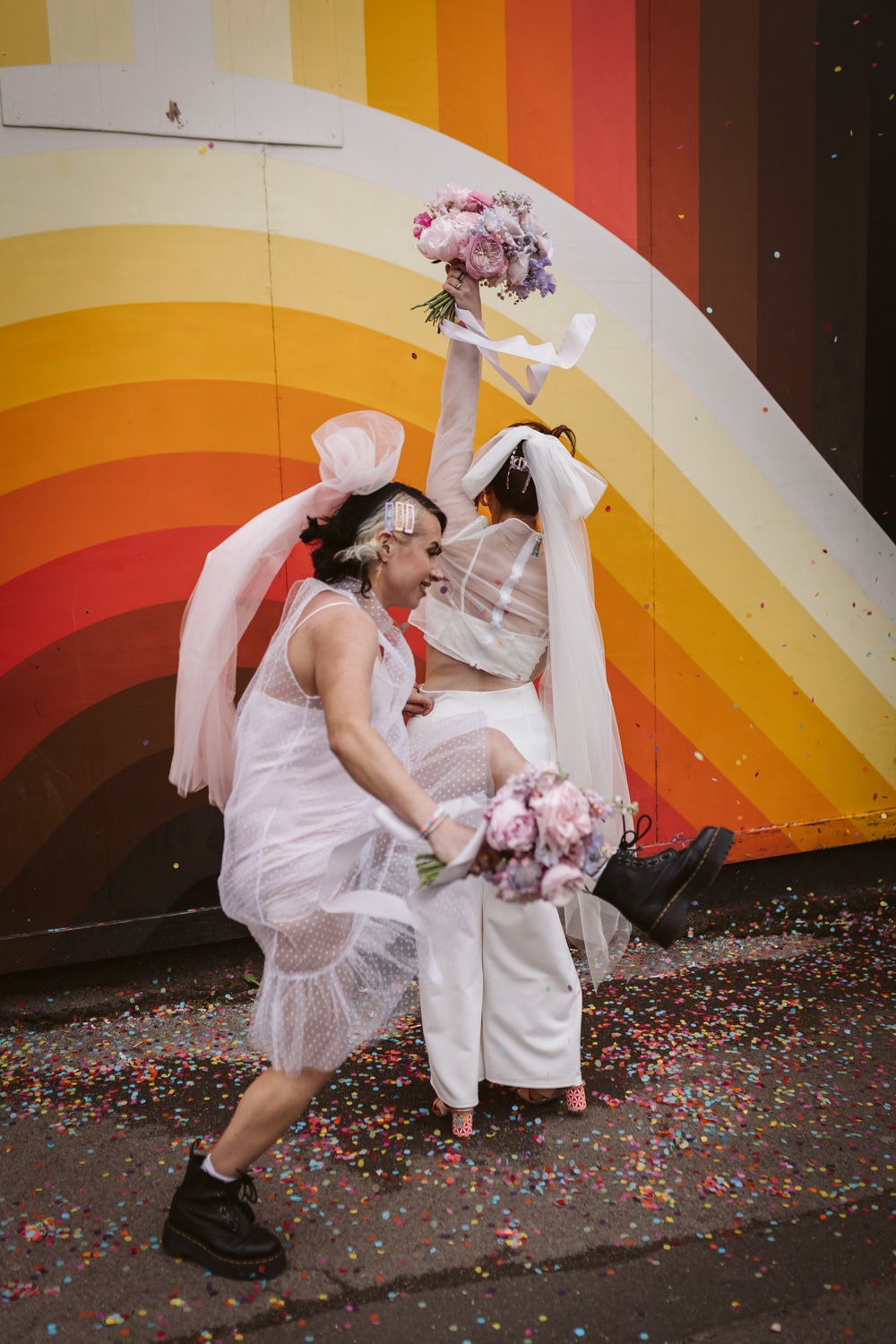 90s Wedding Ideas Hannah Brooke Photography