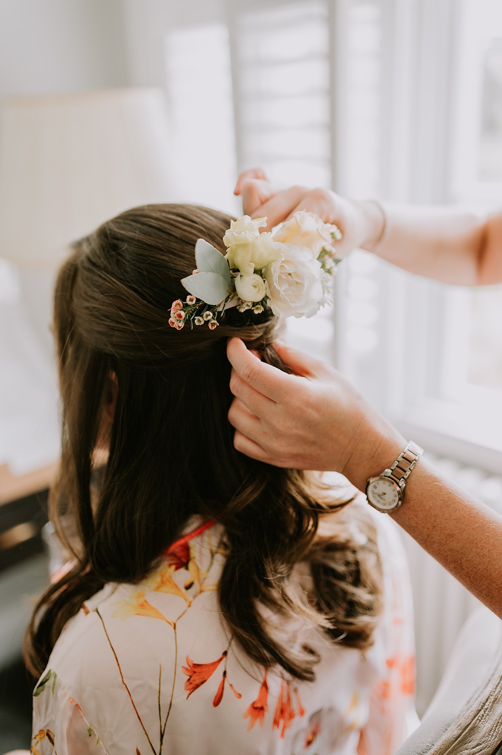 Bride Hairstyle Half Up Down Flowers Northbrook Park Wedding Lucy Dracott Photography