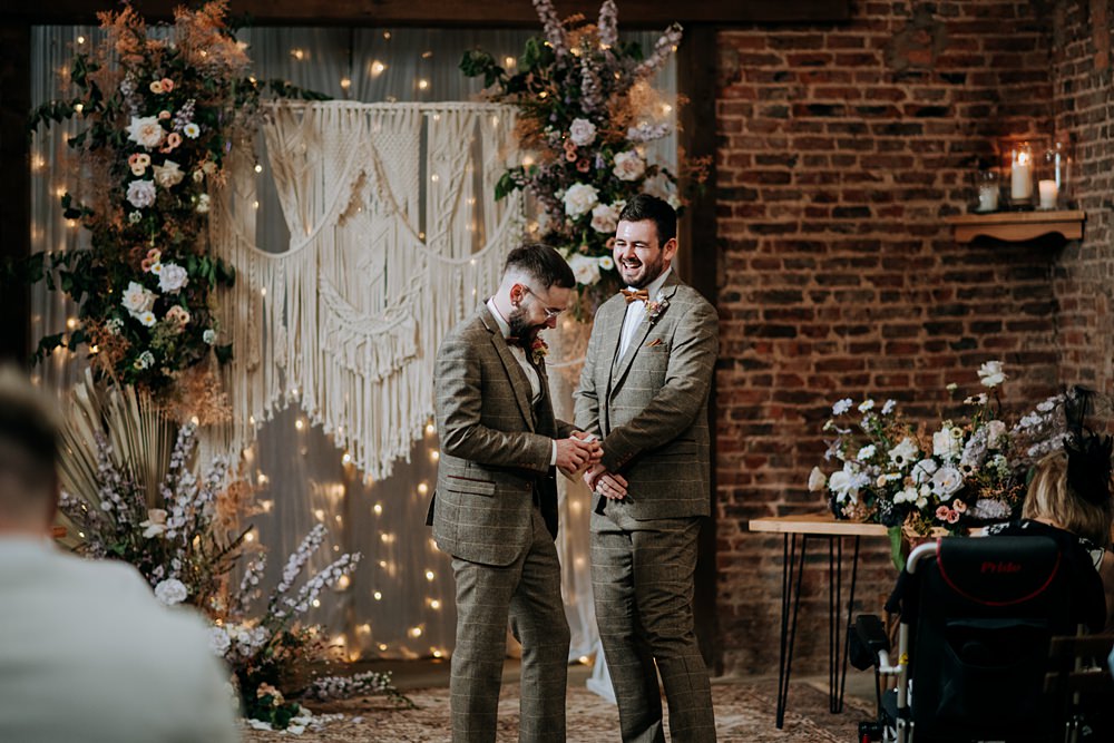Groom Tweed Suit Bow Tie Groomsmen Pampas Grass Barn Wedding Kazooieloki