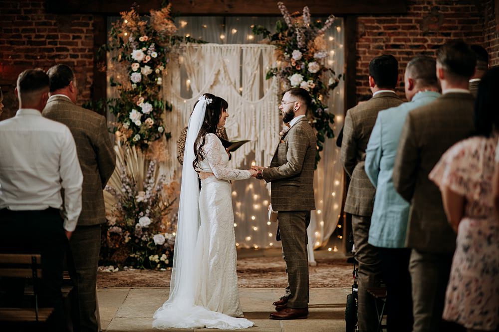 Ceremony Aisle Macrame Flower Backdrop Pampas Grass Barn Wedding Kazooieloki