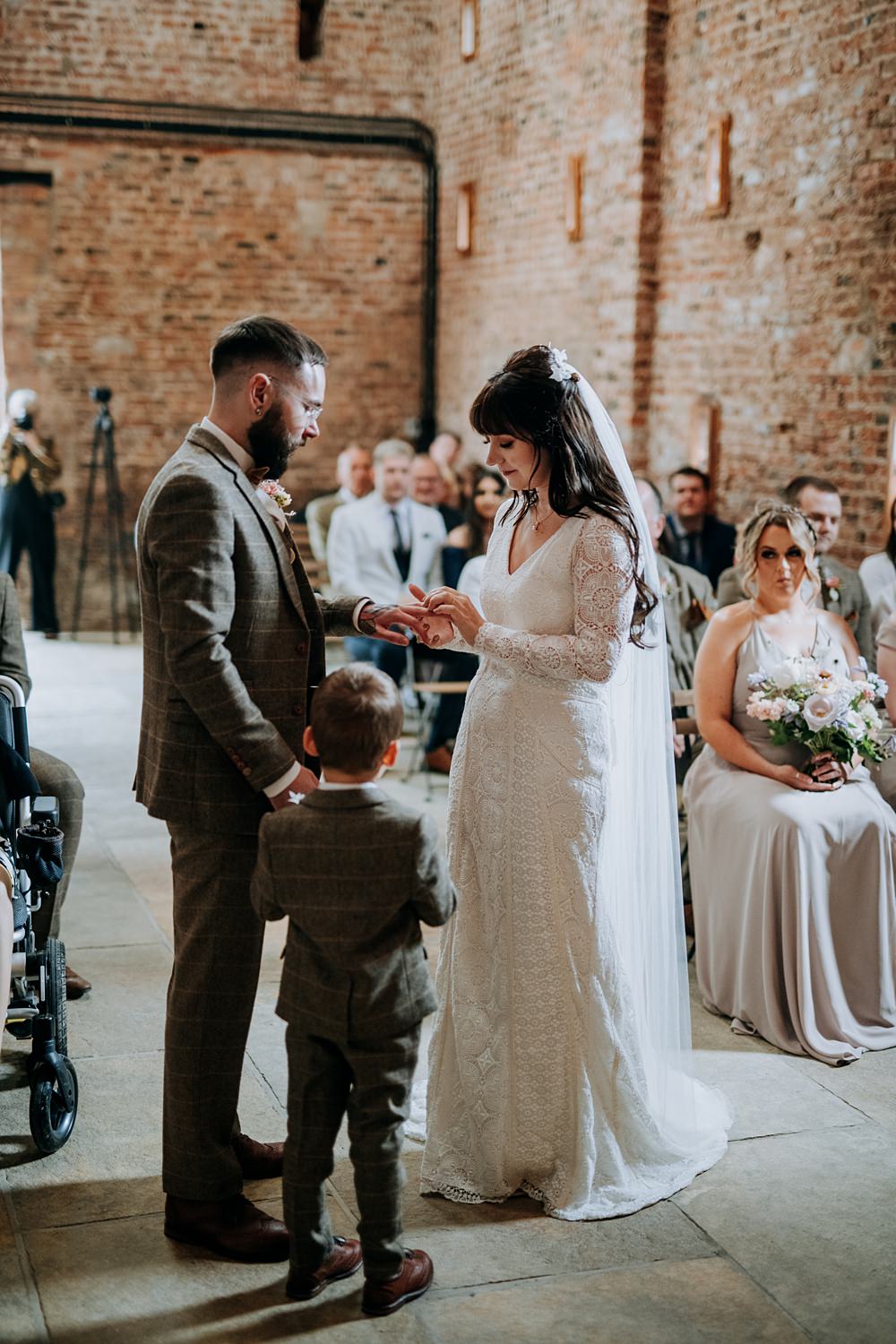 Pampas Grass Barn Wedding Kazooieloki