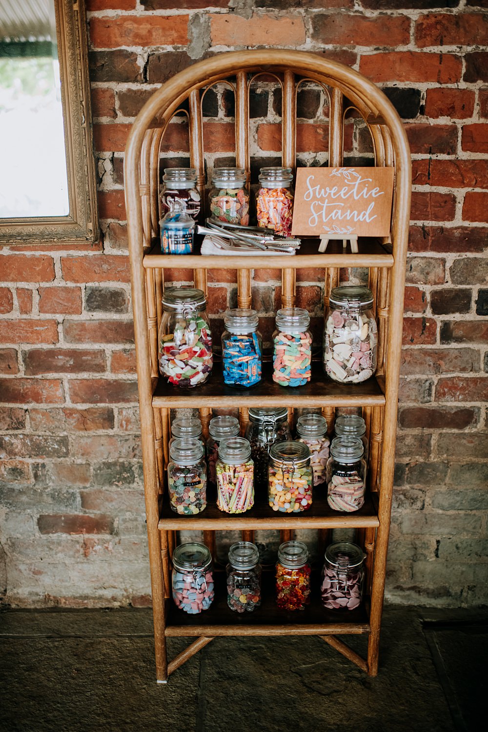 Sweet Table Shelf Stand Pampas Grass Barn Wedding Kazooieloki