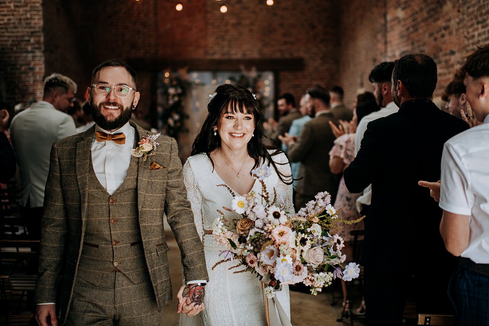 Pampas Grass Barn Wedding Kazooieloki