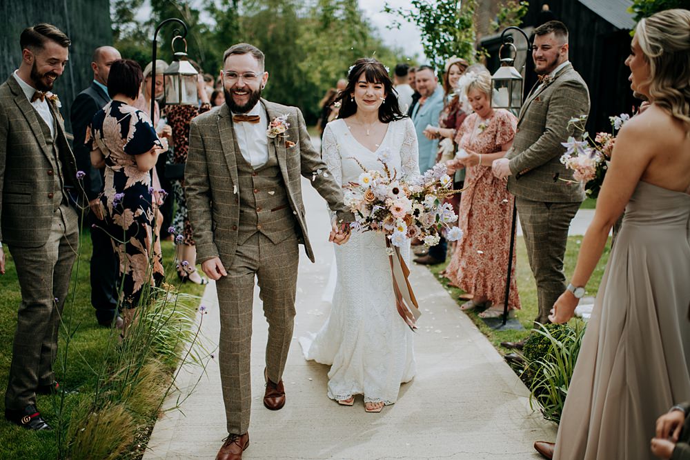 Pampas Grass Barn Wedding Kazooieloki