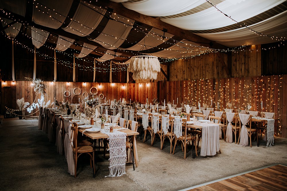 Flower Hoop Drapes Decor Fairy Lights Long Tables Pampas Grass Barn Wedding Kazooieloki