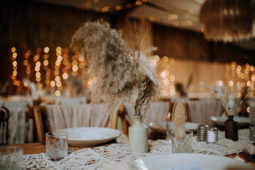 Table Flower Centrepiece Pampas Grass Barn Wedding Kazooieloki