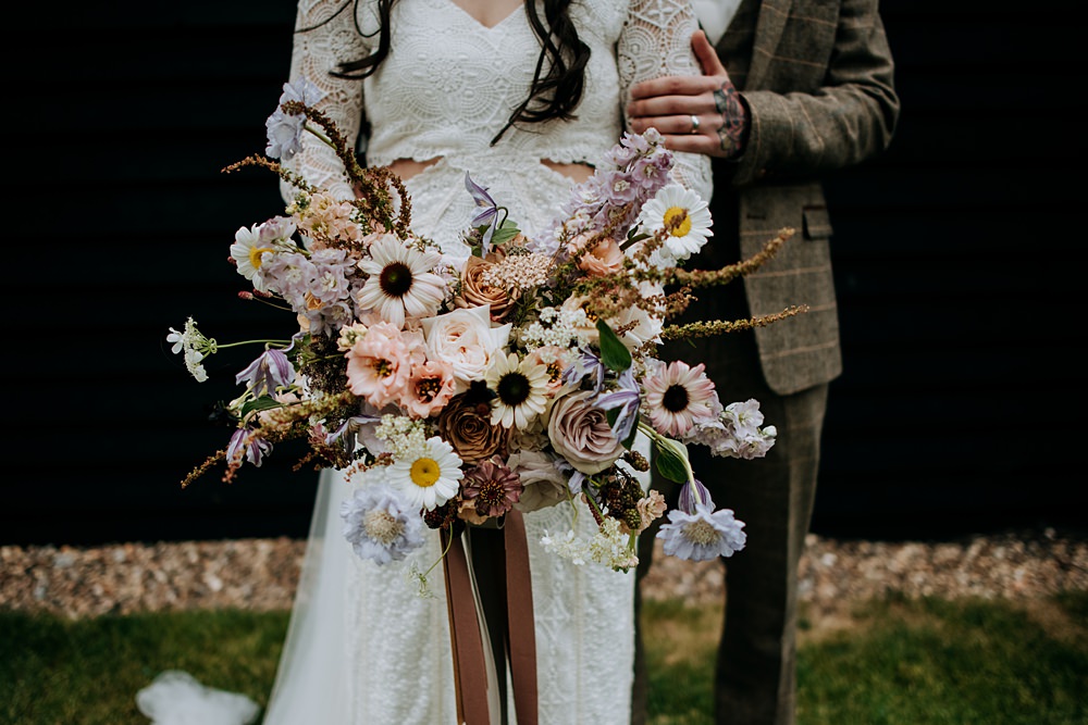 Bouquet Flowers Bride Bridal Wild Pretty Pampas Grass Barn Wedding Kazooieloki