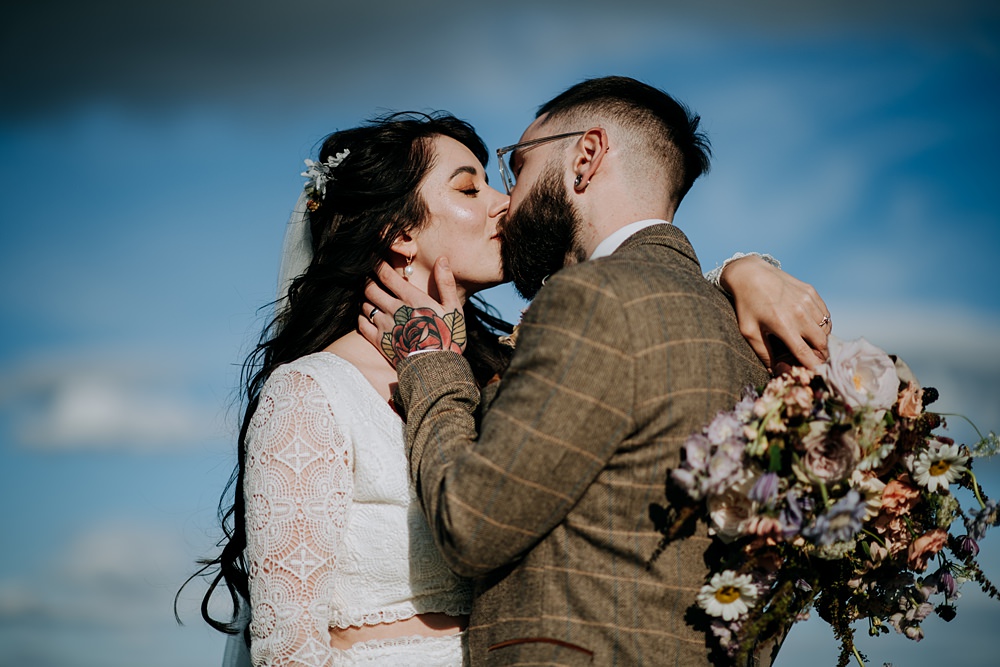 Pampas Grass Barn Wedding Kazooieloki