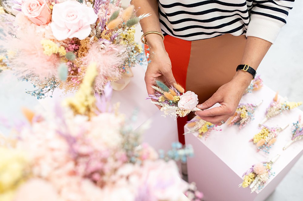 dried flowers wedding hollybooth