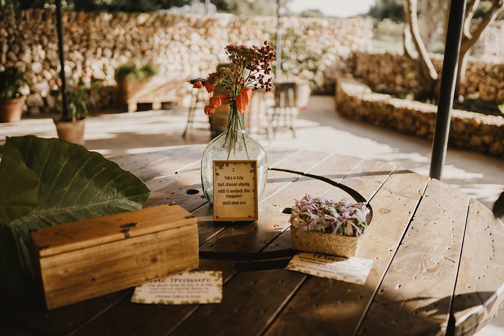 Scavenger Hunt Binifadet Wedding Laura Mazzello Photography