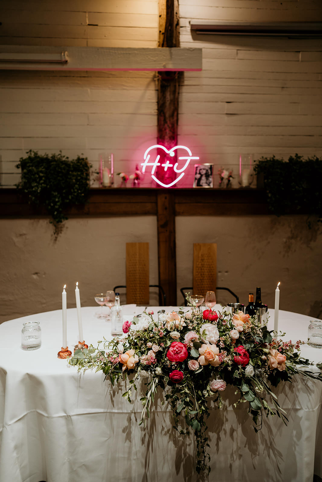 Top Table Flowers Neon Pink Sage Green Brighton Barn Wedding Kim Williams Weddings