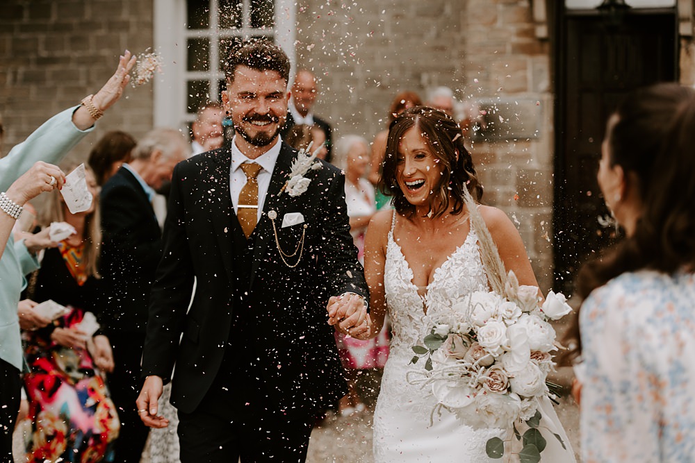 Confetti Cockliffe Country House Wedding The Light Painters