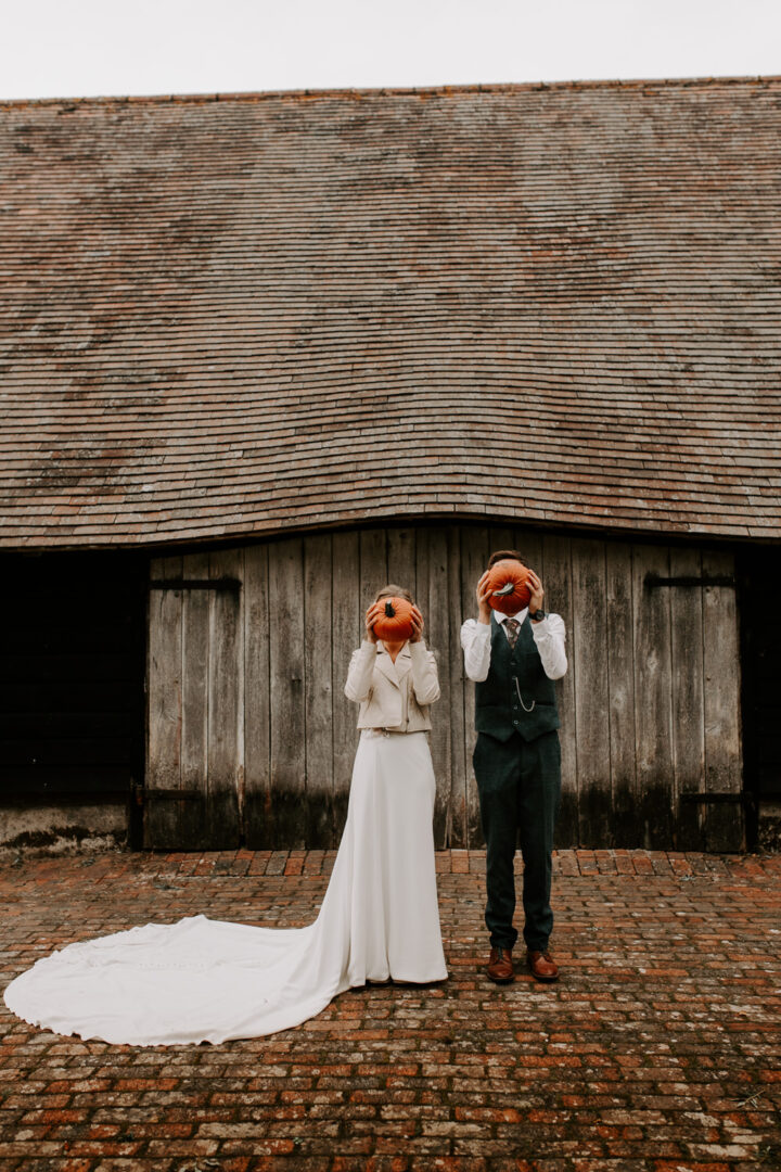 Halloween Wedding Ideas Pumpkins Bride Groom The Light Painters