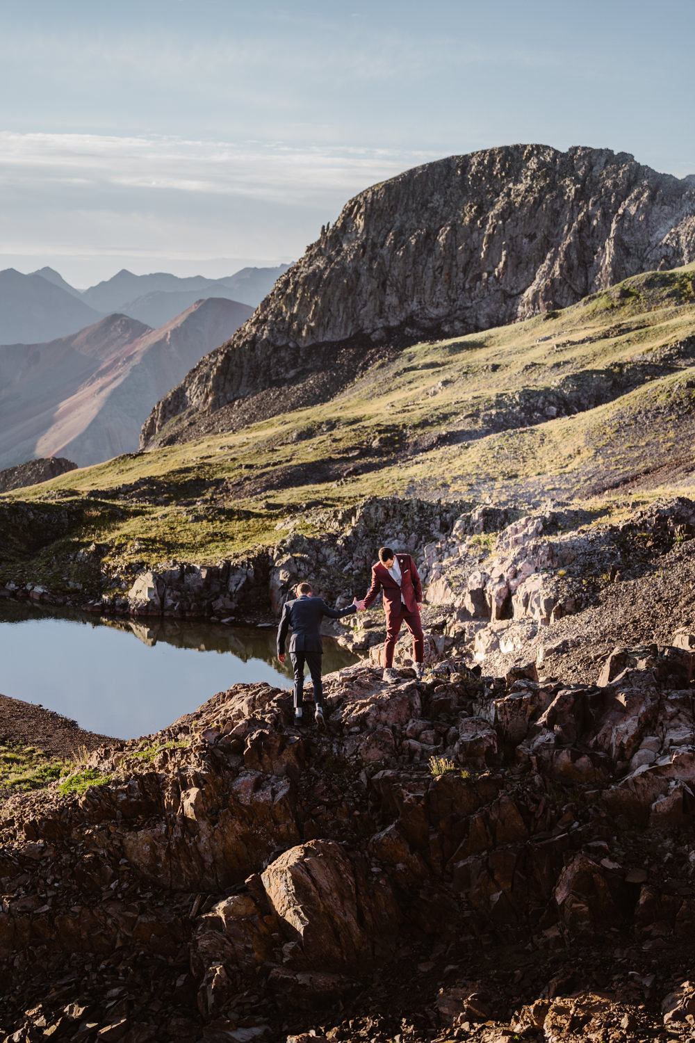 Hiking Elopement Vows and Peaks