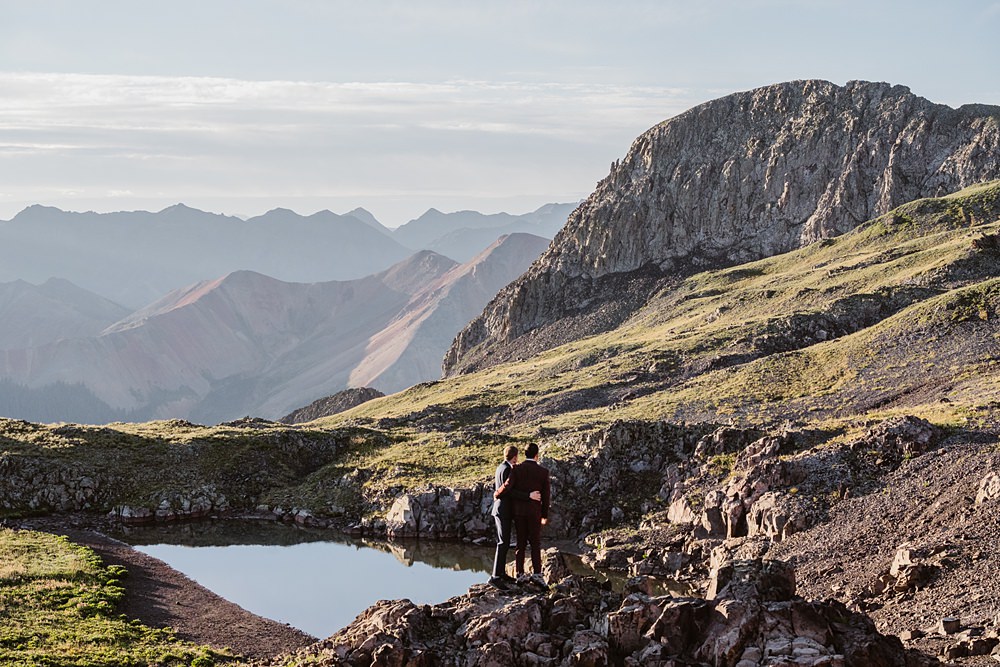 Hiking Elopement Vows and Peaks