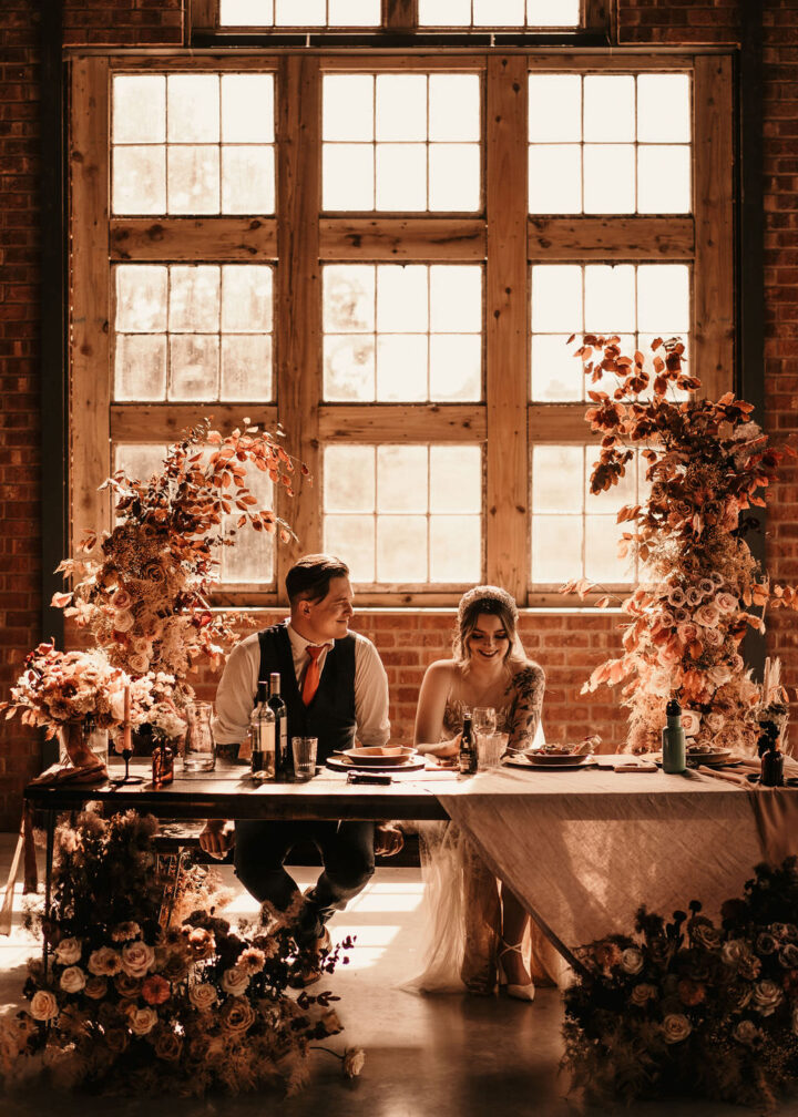Top Table Wedding Decoration Flower Pillars Photos By Hash