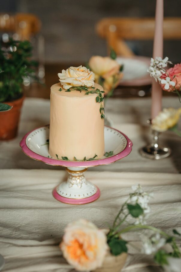 Wedding Cake Stand Ideas Bowl Gem Hicks Photography